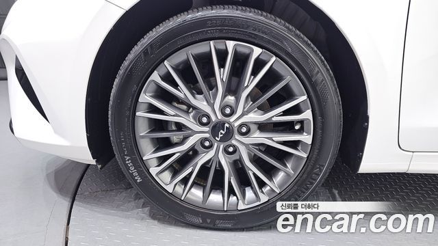 Kia K3 из Кореи Encar